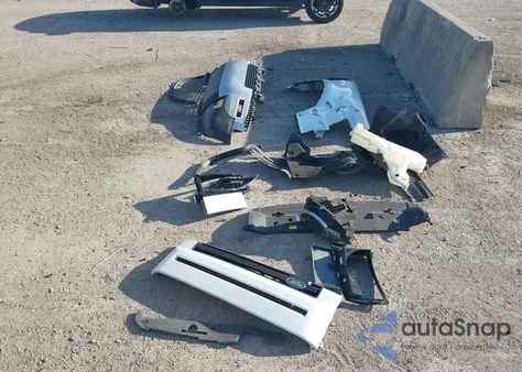 2022 Land Rover Defender 110 Standard z USA, uszkodzony, nr VIN SALEK7RX0N2077920